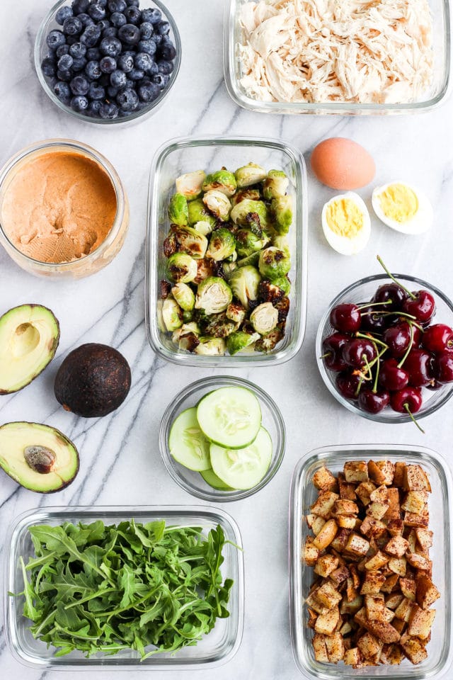 My Basic Approach to Healthy Meal Prep 2018 - a guide on what to plan for your week and what to have in your pantry!! #mealprep #easymealprep #healthymealprep #whole30 My Basic Approach to Healthy Meal Prep 2018